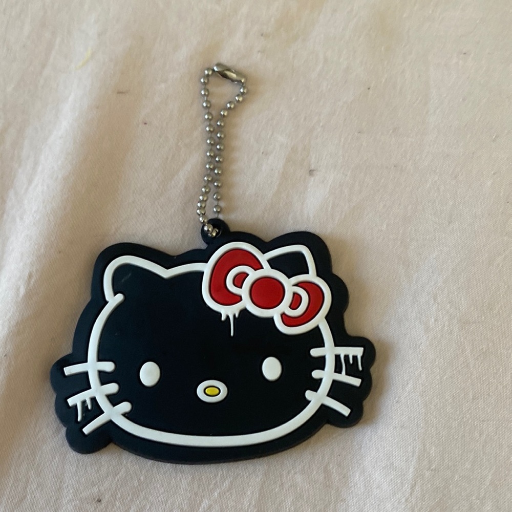 Forever 21 RARE hello kitty keychain